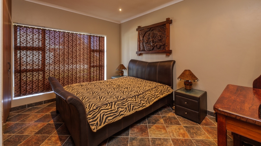 5 Bedroom Property for Sale in Suiderstrand Western Cape